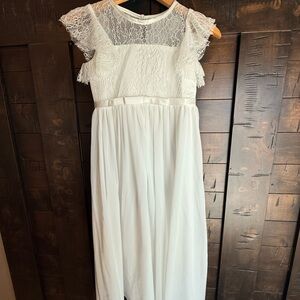 Elegant White Lace Dress